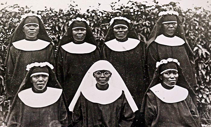 Historical photographs exhibit at Old Stone Church Museum